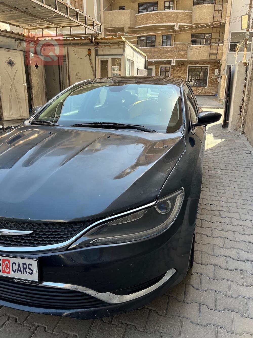 كرايسلر 200